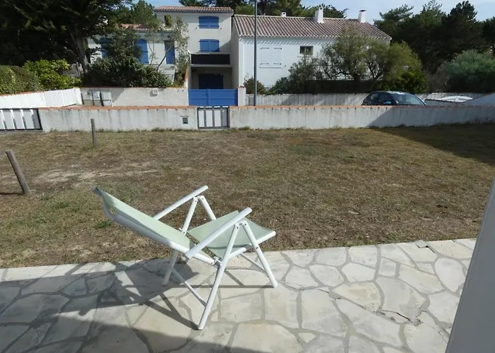 Holiday home Maison Avec Jardin A 100m De La Plage, Pour 5 Personnes - Fr-1-540-262