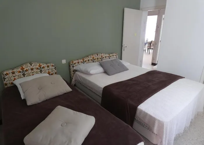 Maison Avec Jardin A 100m De La Plage, Pour 5 Personnes - Fr-1-540-262 *