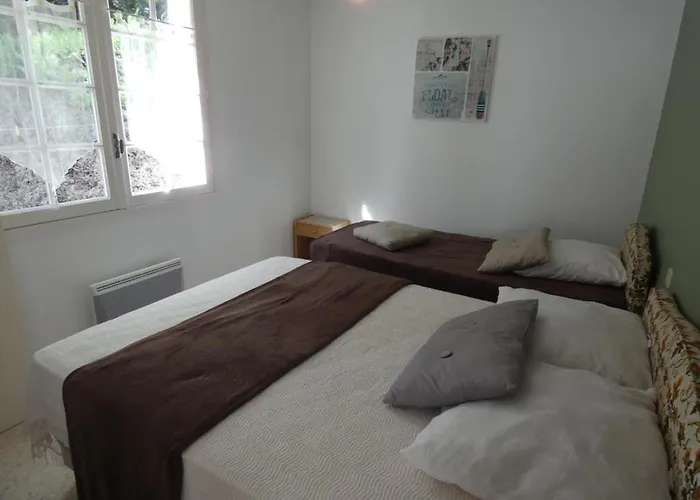 Prázdninový dům Maison Avec Jardin A 100m De La Plage, Pour 5 Personnes - Fr-1-540-262 *